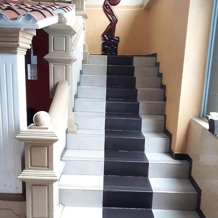 Hostal Zamorano Otel Quito Dış mekan fotoğraf